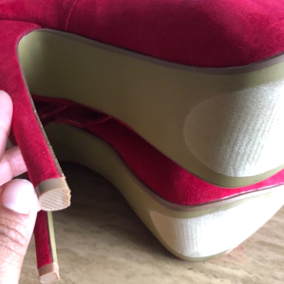 (SOLD)Liliana Red Suede Heels 👠 - Picture 8 of 8